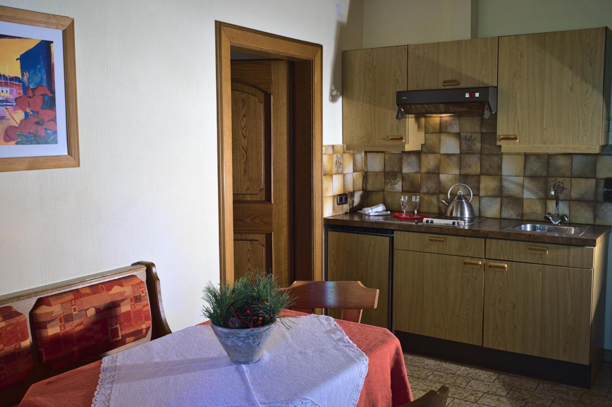 Appartementhaus Habich Бад Клайнкирххайм Стая снимка
