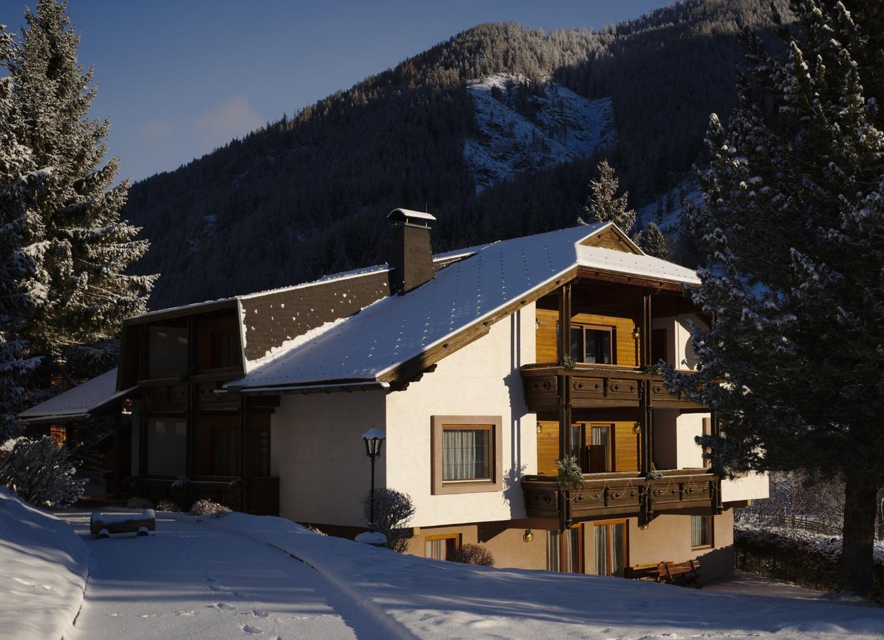 Appartementhaus Habich Бад Клайнкирххайм Екстериор снимка